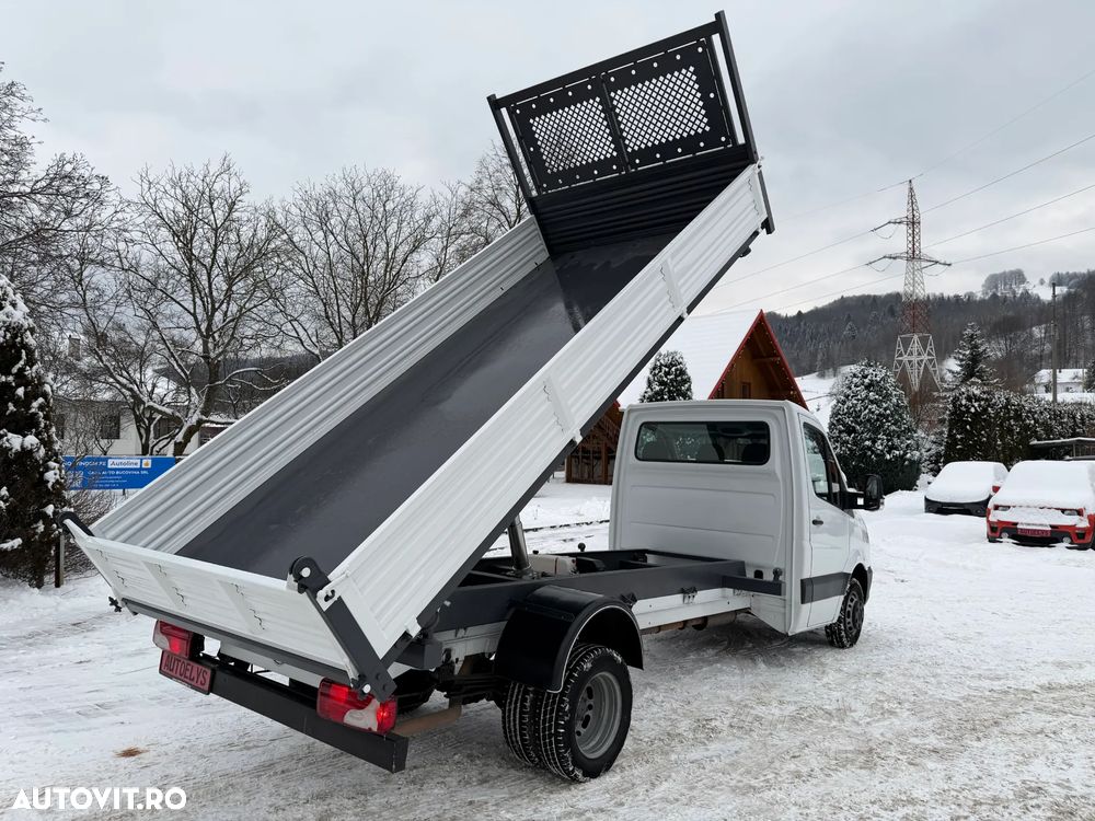Mercedes-Benz SPRINTER 519