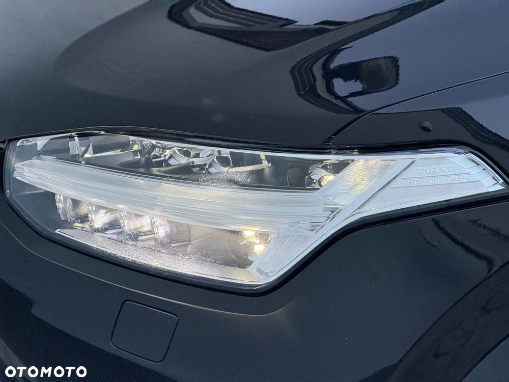 Volvo XC 90 D5 AWD Inscription 7os - 32