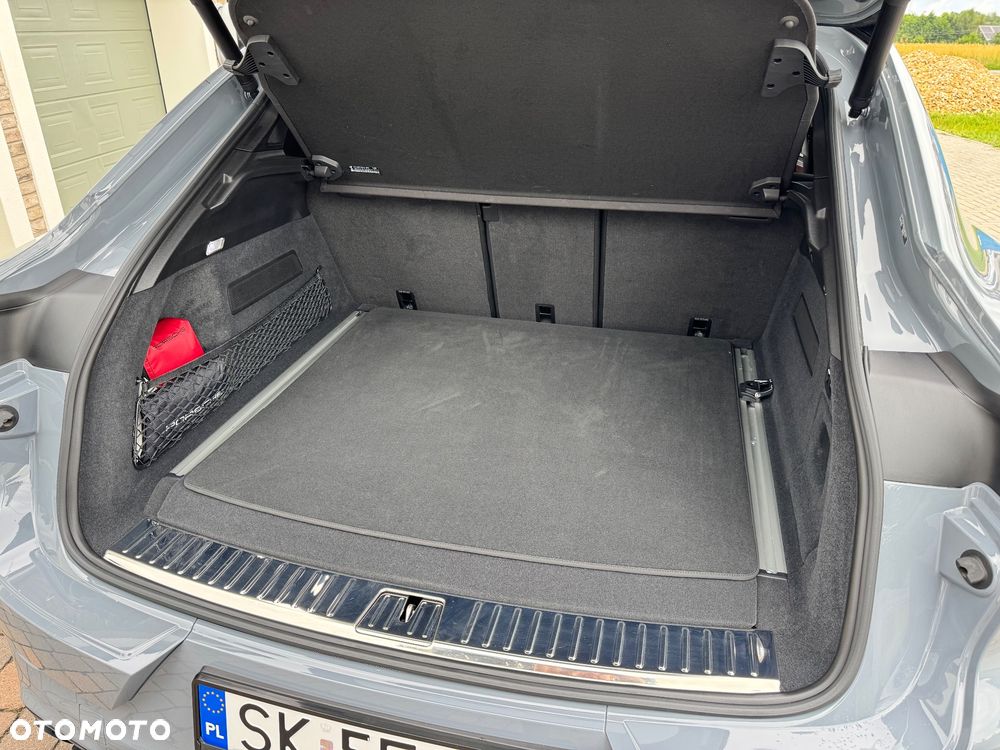Porsche Cayenne Turbo E-Hybrid PHEV - 10