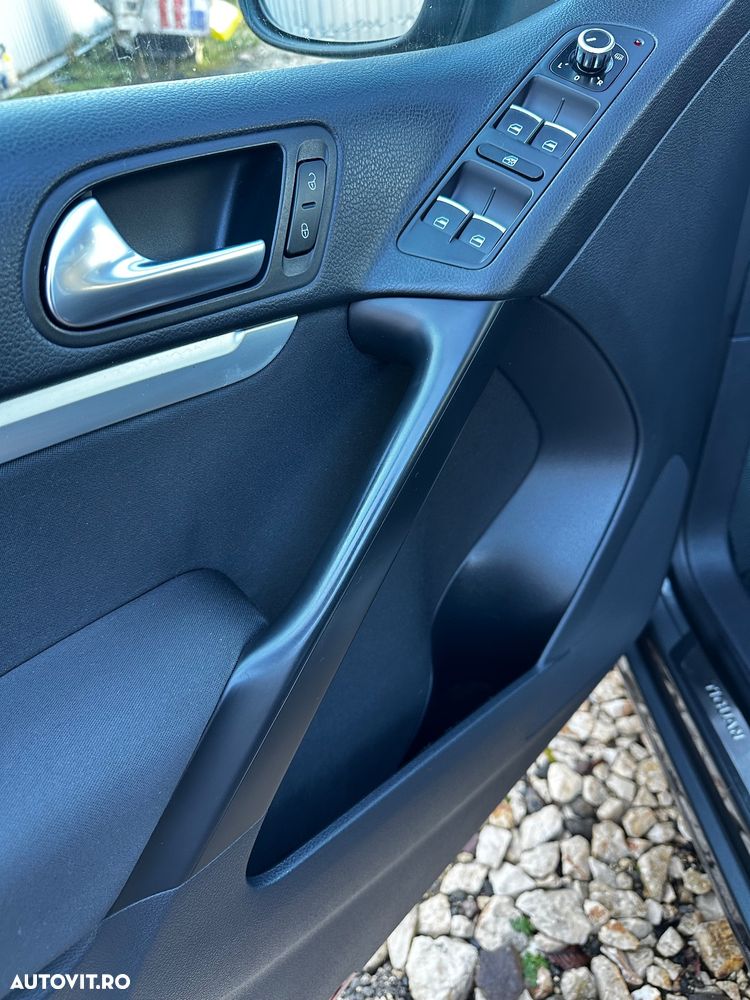 Volkswagen Tiguan 2.0 TDI 4Motion DSG Sport & Style - 18