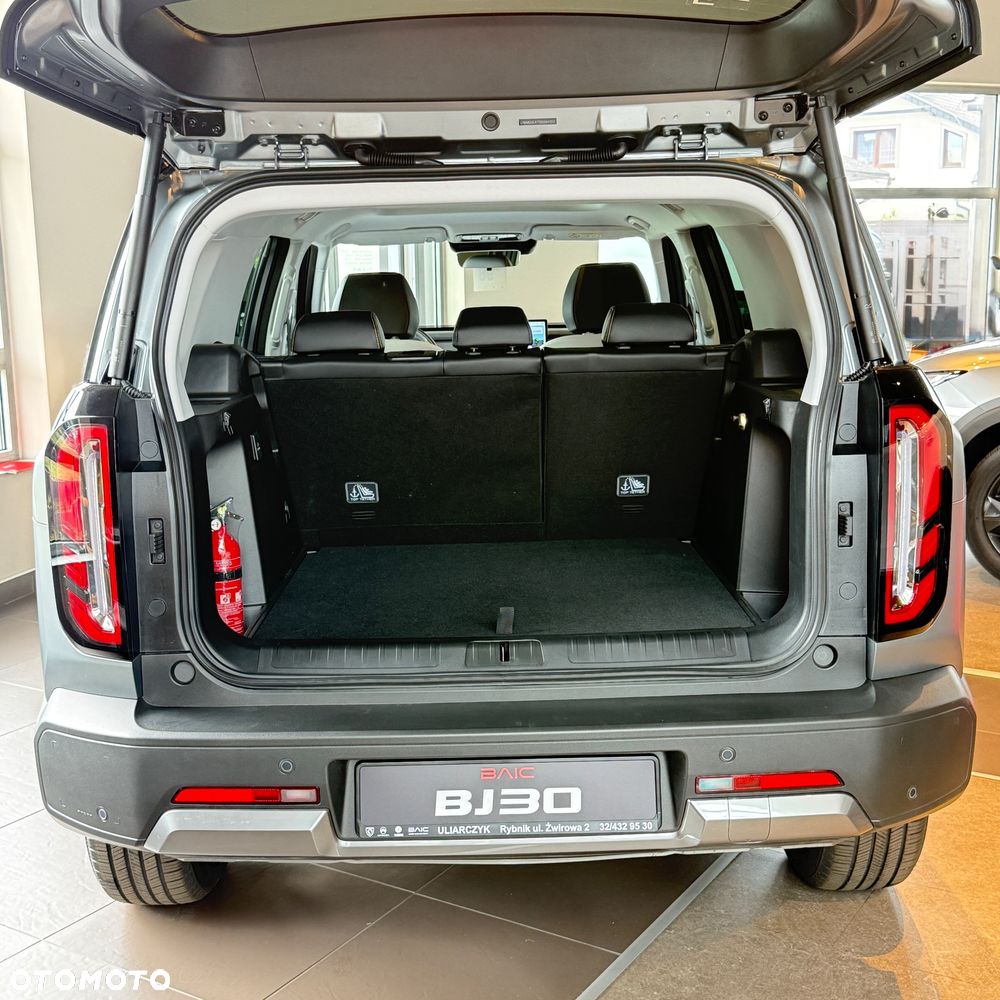 BAIC BJ30 BJ30e 1.5T DHT 4x4 HEV - 27