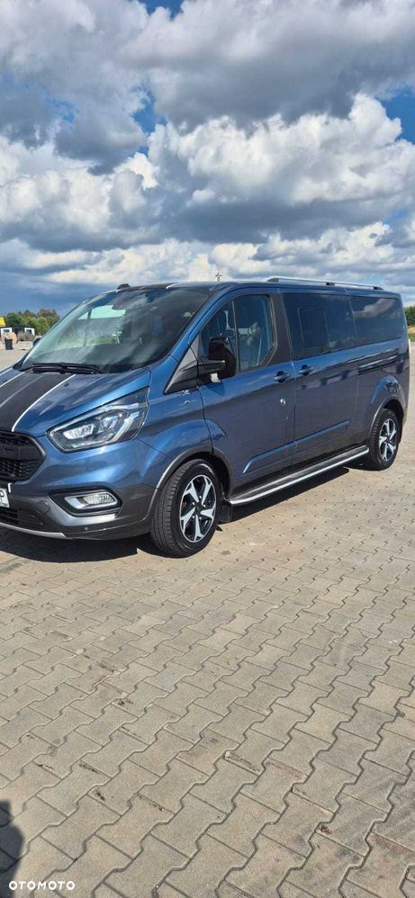 Ford E-Tourneo Custom - 3