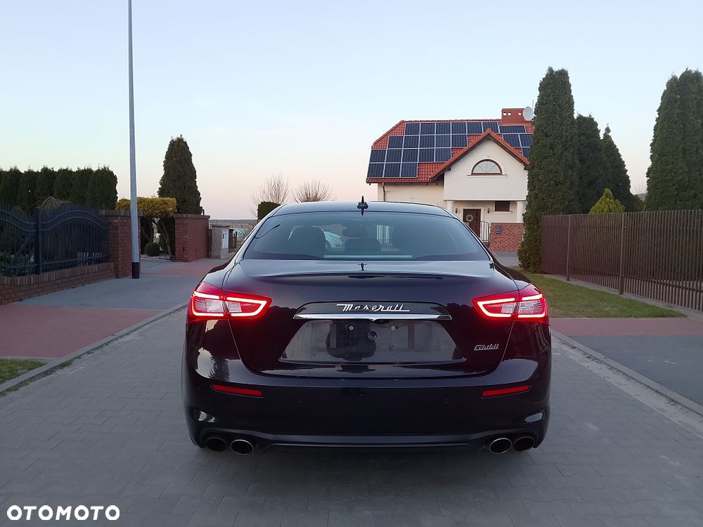 Maserati Ghibli GranSport - 4