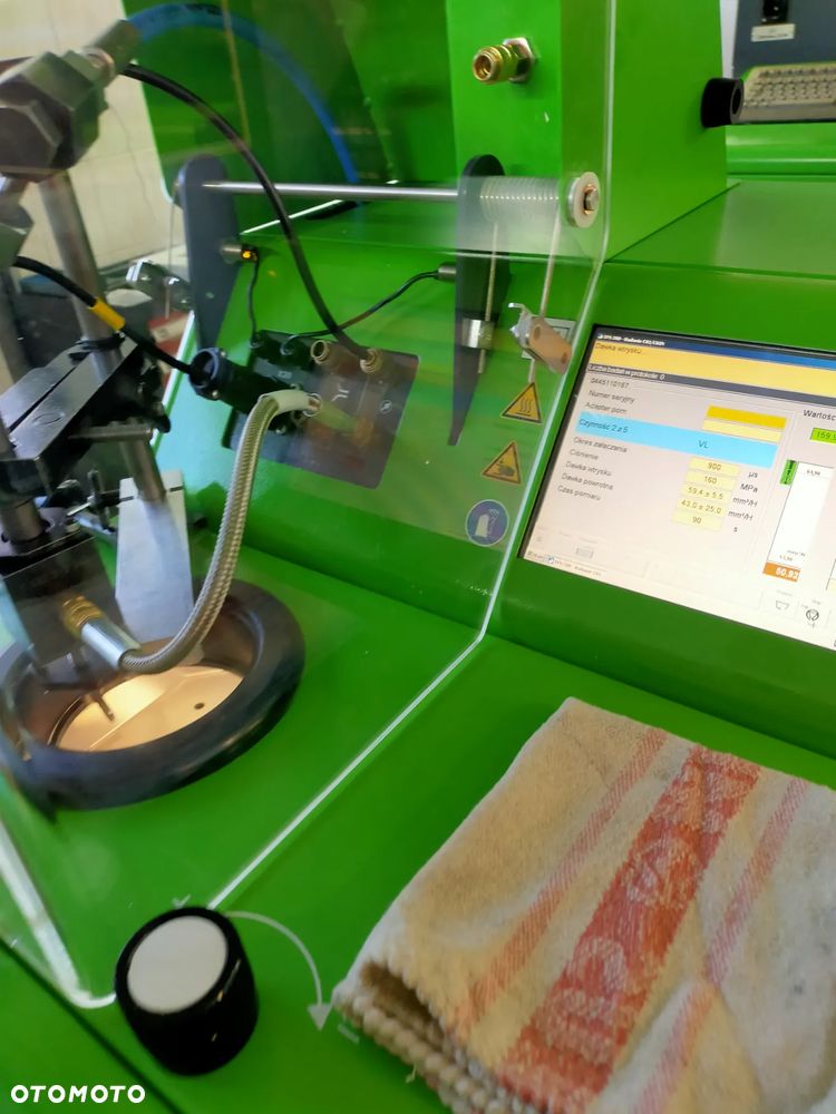 Eps 205 Bosch  tester wtryskiwaczy z bazą i kodowaniem . - 2