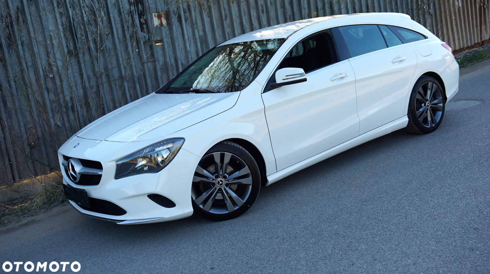 Mercedes-Benz CLA 180 d 7G-DCT - 25