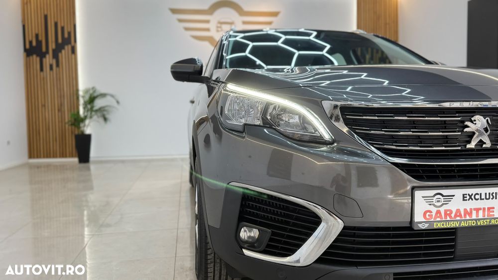 Peugeot 5008 - 12