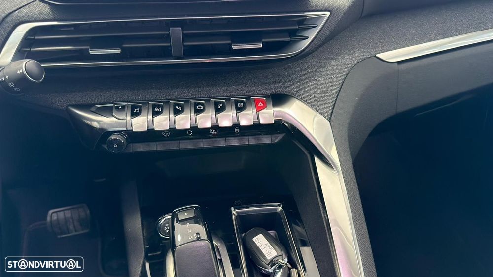 Peugeot 3008 1.6 Hybrid Allure Pack e-EAT8 - 11