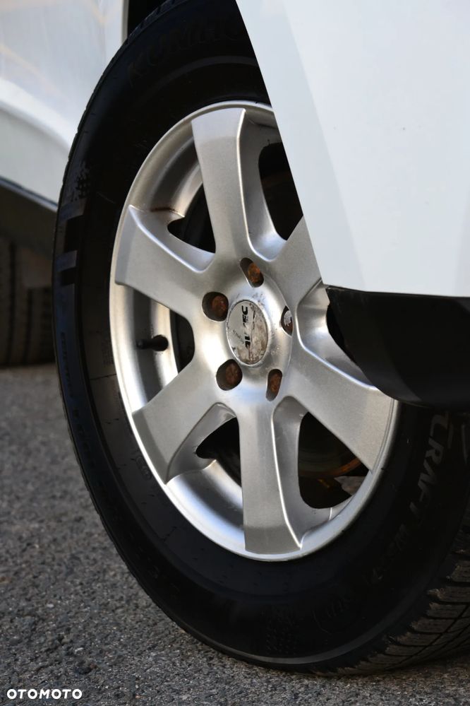 Hyundai ix35 2.0 2WD Style - 21