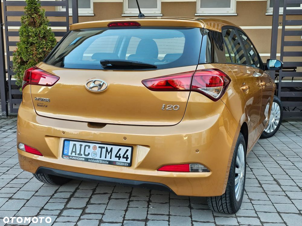 Hyundai i20 1.2 YES Gold - 27