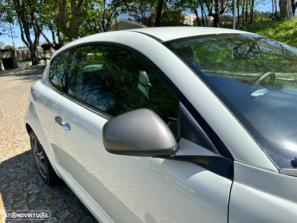 Alfa Romeo MiTo 1.3 JTD Distinctive - 13