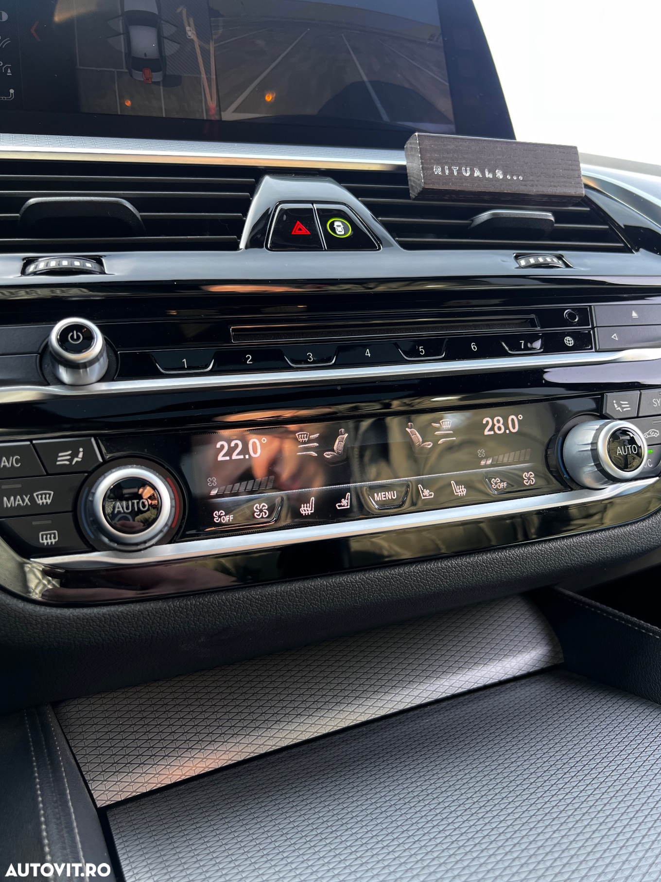 BMW Seria 5 520d Touring Aut. M Sport Edition - 24