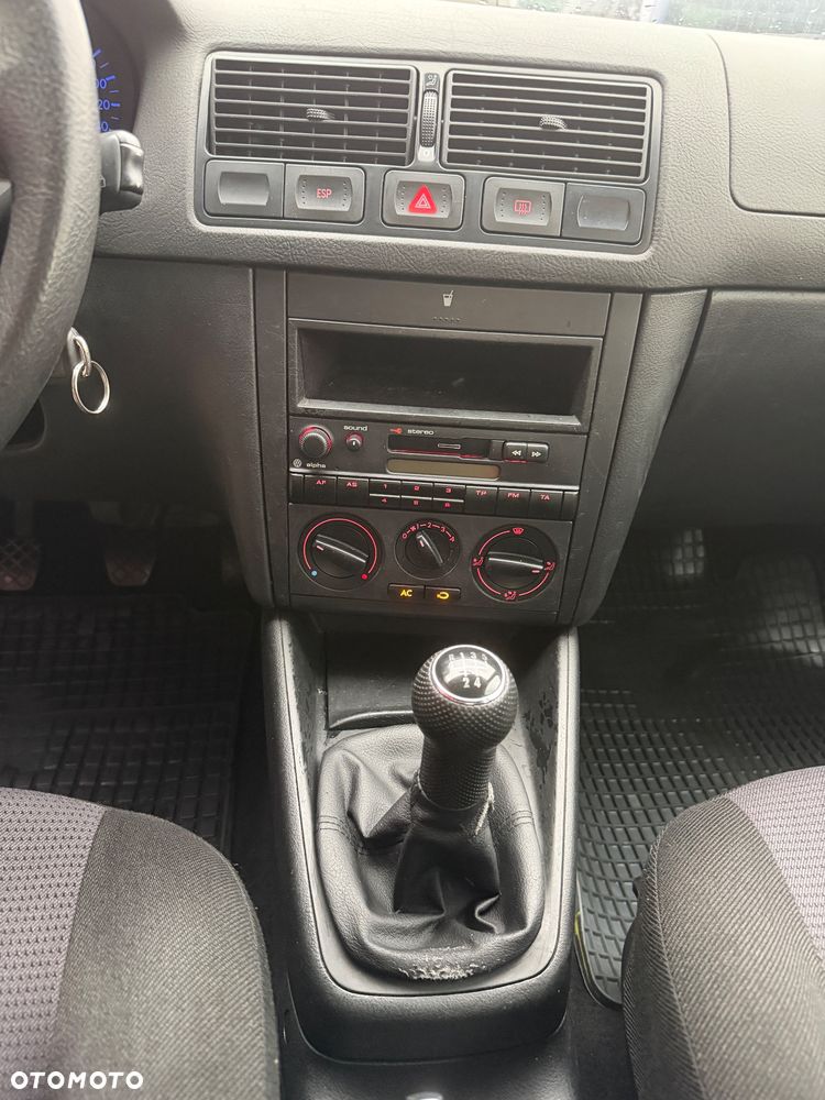 Volkswagen Golf 1.9 TDI Comfortline - 15