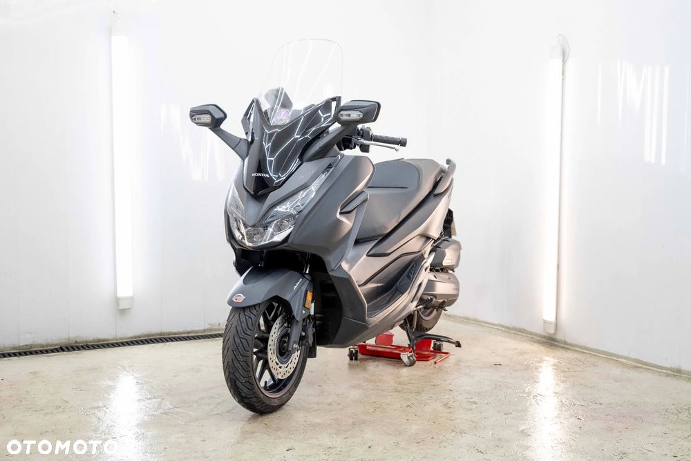 Honda NSS - 2