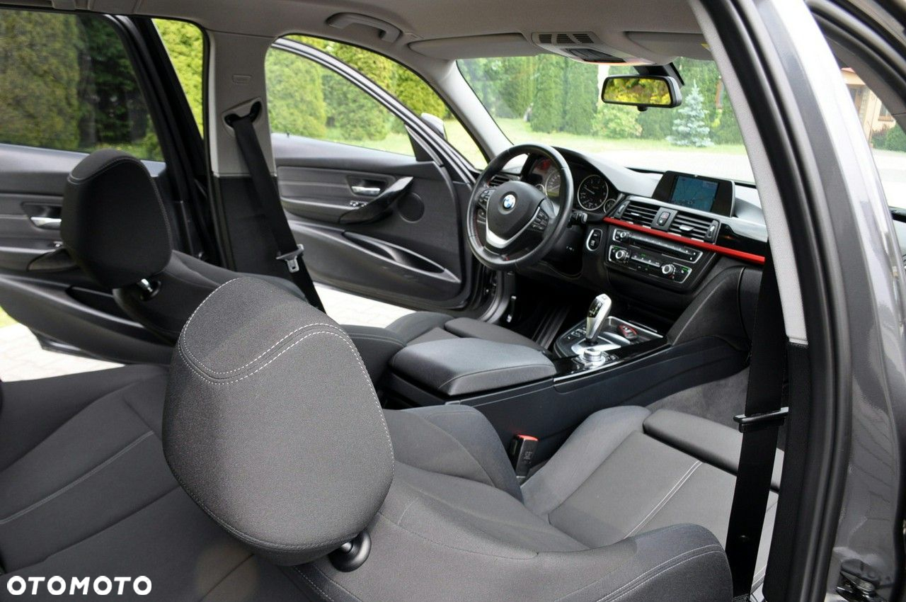 BMW Seria 3 - 24