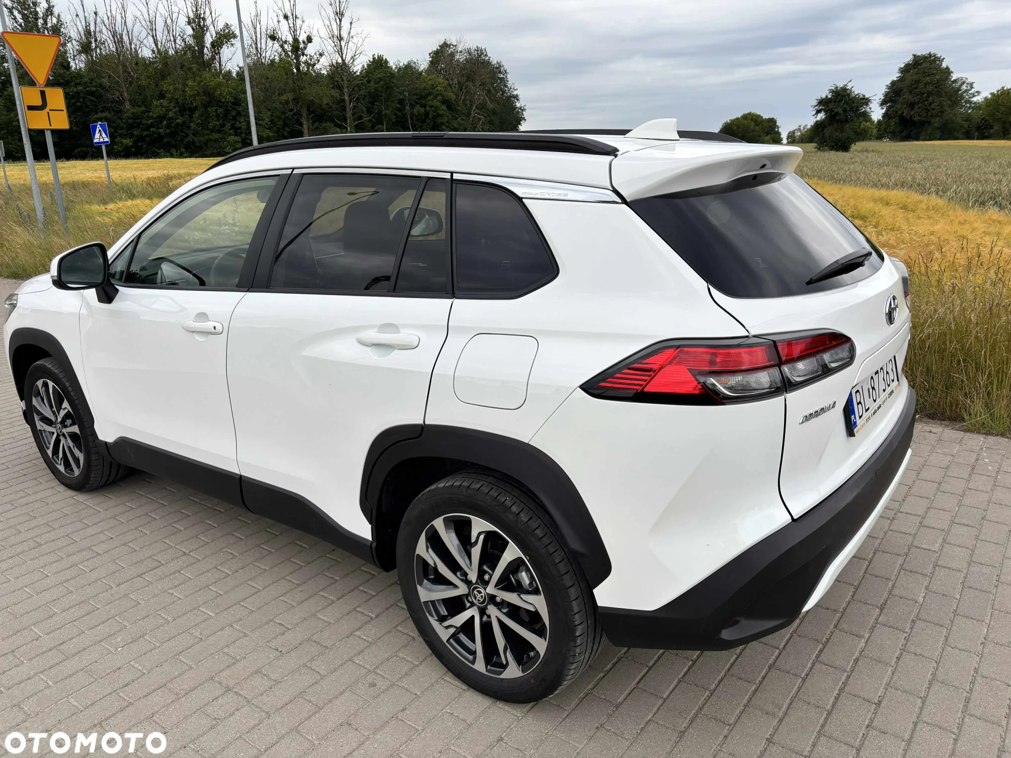 Toyota Corolla Cross 2.0 Hybrid Executive AWD - 7