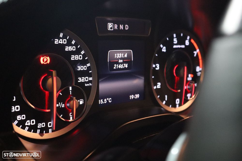 Mercedes-Benz A 45 AMG 4Matic Speedshift 7G-DCT - 14