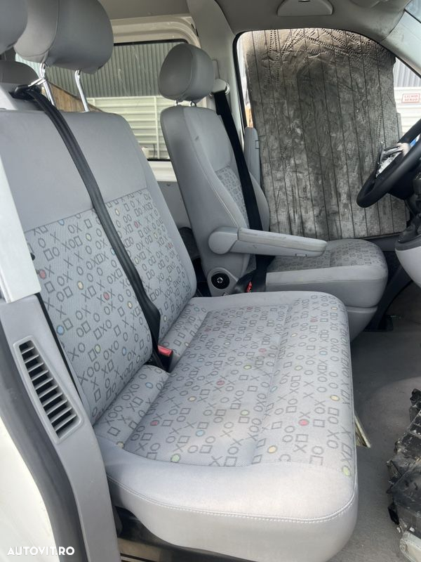 DEZMEMBREZ Piese Auto Volkswagen Vw Transporter T5 Motor 2.5 Diesel Cod AXD Cutie de Viteze Manuala 6 Trepte Bara fata completa Capota Far Portiera fata stanga dreapta Volan pe stanga - 6