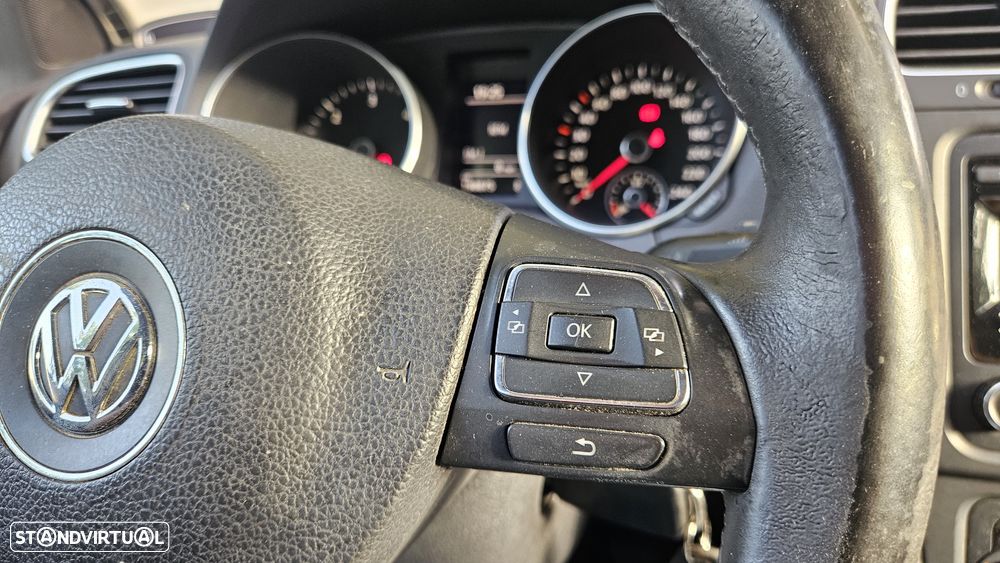 VW Golf 1.6 TDi Confortline - 12