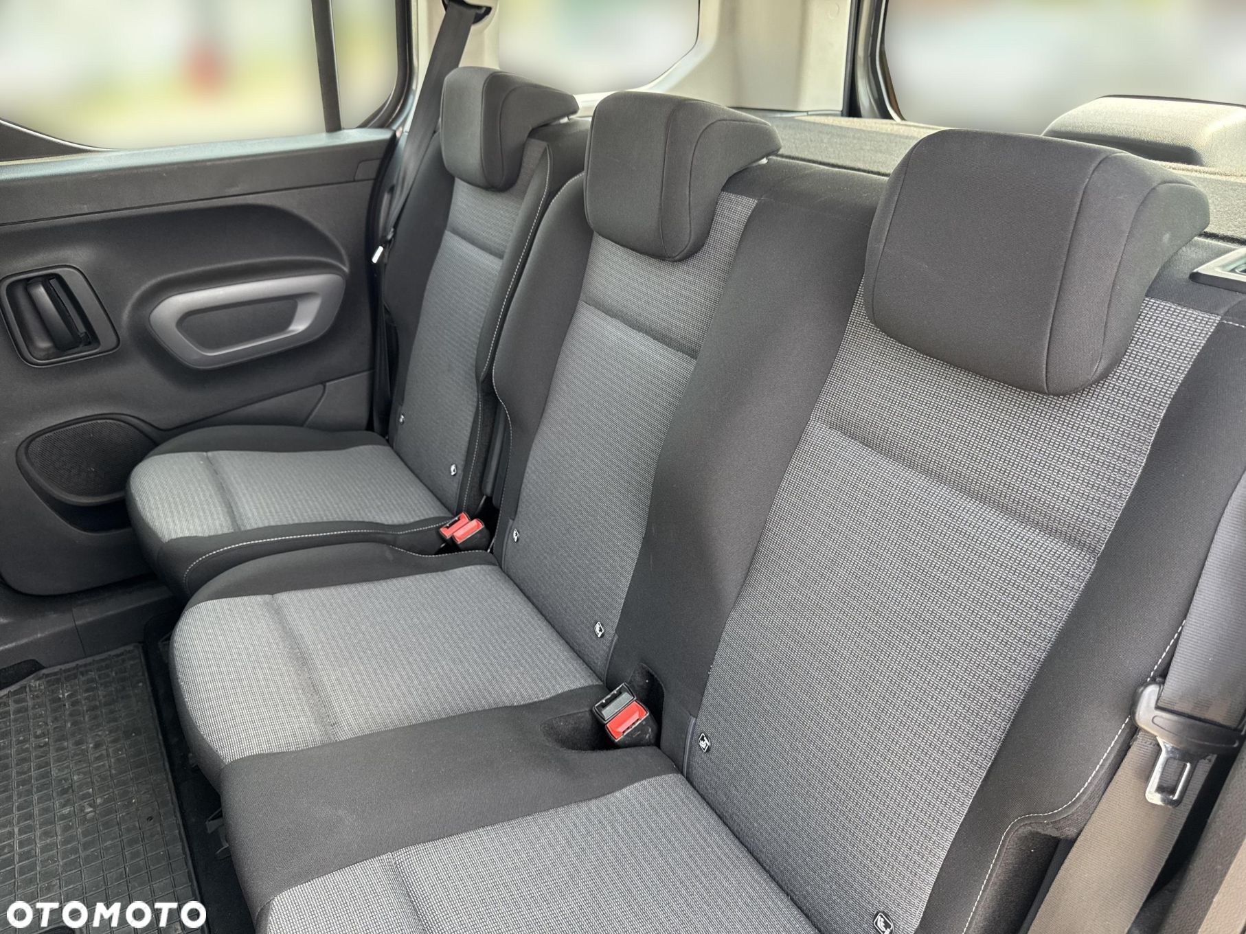 Toyota Proace City Verso 1.2 D-4T Business - 14
