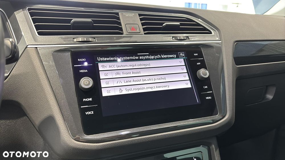 Volkswagen Tiguan 1.5 TSI EVO Elegance DSG - 23