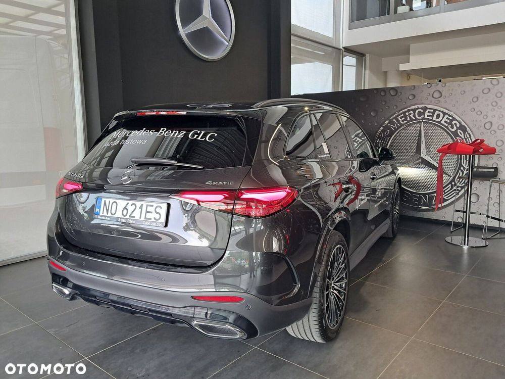 Mercedes-Benz GLC - 26