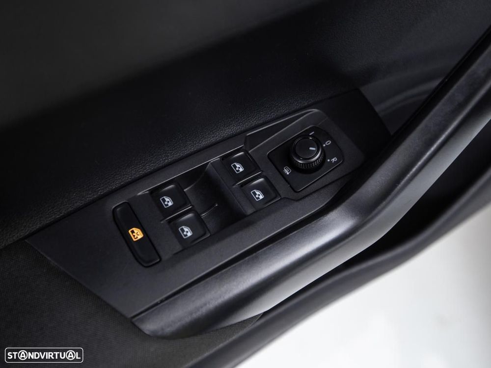 VW Polo 1.0 - 13