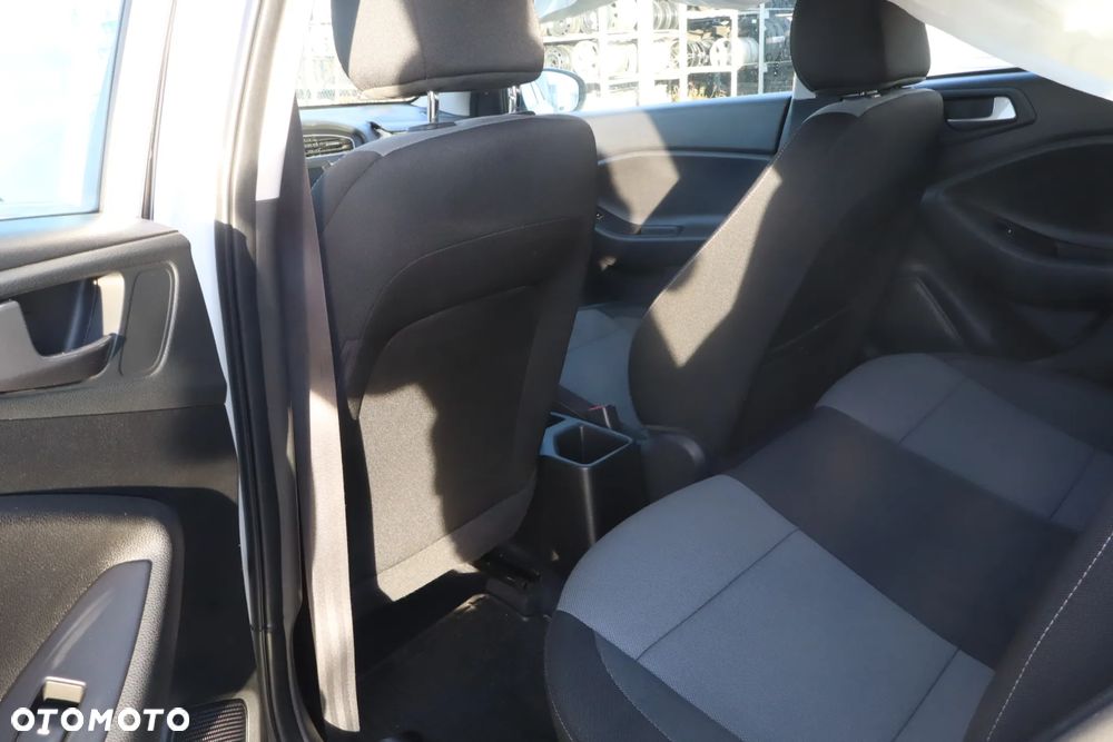 Hyundai i20 1.2 Comfort - 11