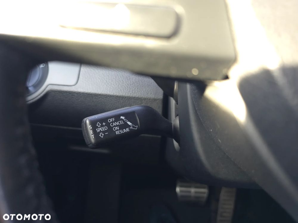 Volkswagen Passat Alltrack - 26