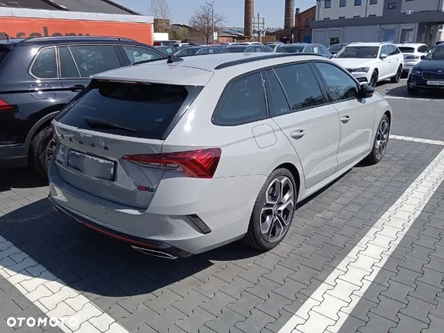 Skoda Octavia 2.0 TSI RS 245 DSG - 2