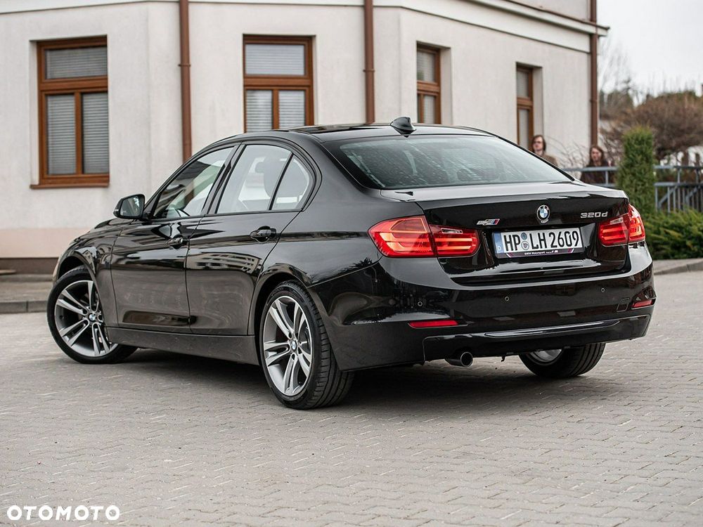 BMW Seria 3 320d Sport Line - 14