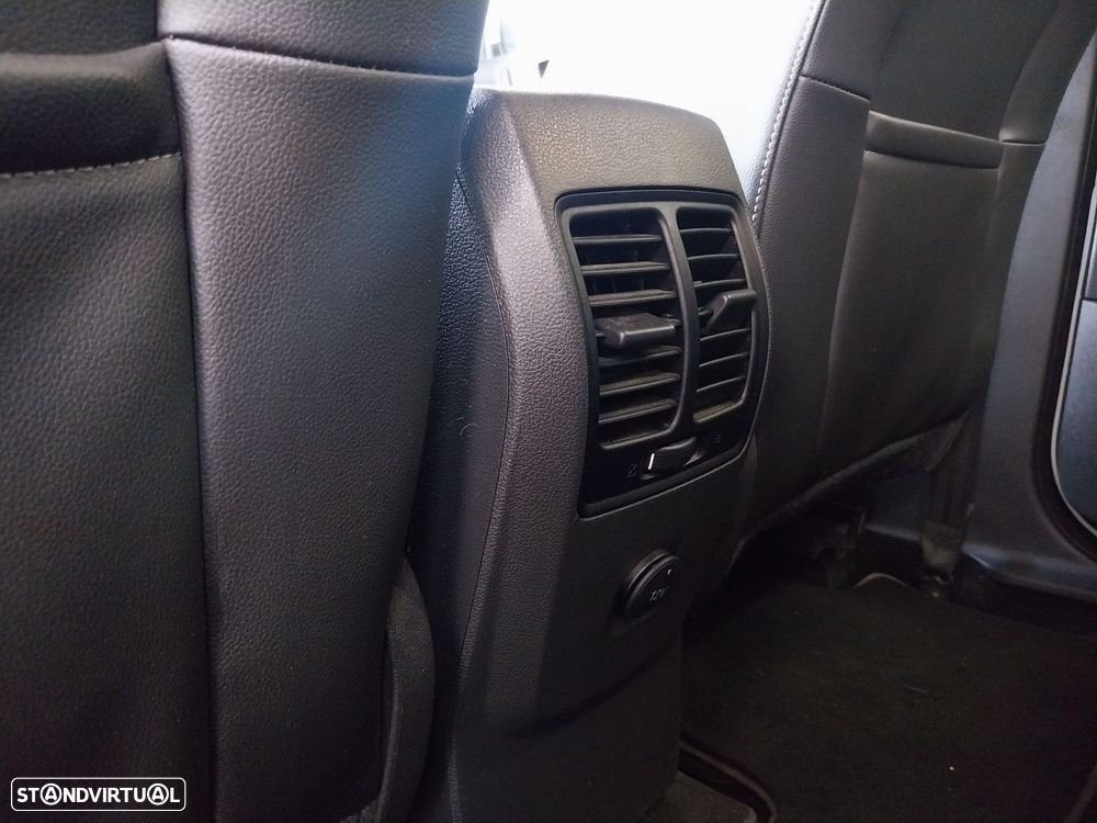 Ford Kuga 2.0 TDCi Titanium - 11