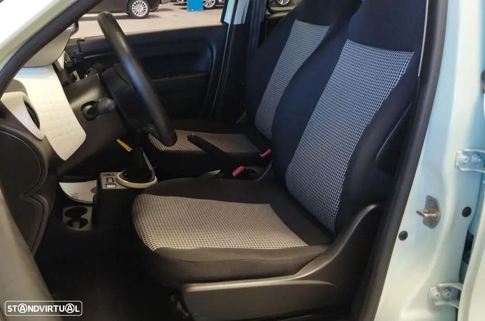 Renault Twingo SCe 70 Liberty - 11