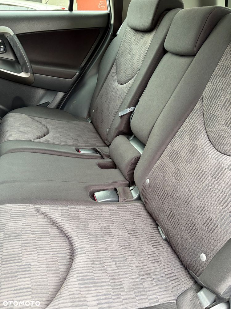 Toyota RAV4 2.2 D-4D 4x2 Life - 10