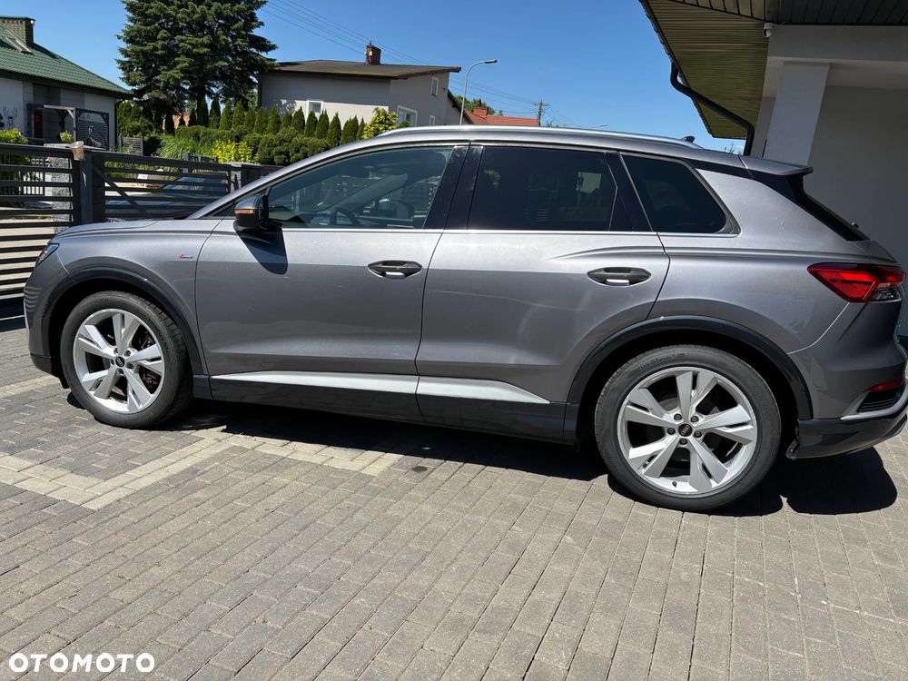 Audi Q4 e-tron 50 quattro - 2