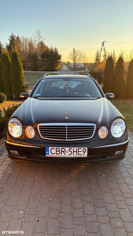Mercedes-Benz Klasa E 320 CDI 4-Matic T Avantgarde - 1