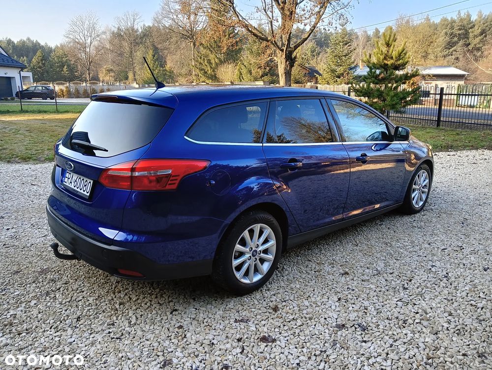 Ford Focus 1.0 EcoBoost Titanium - 12