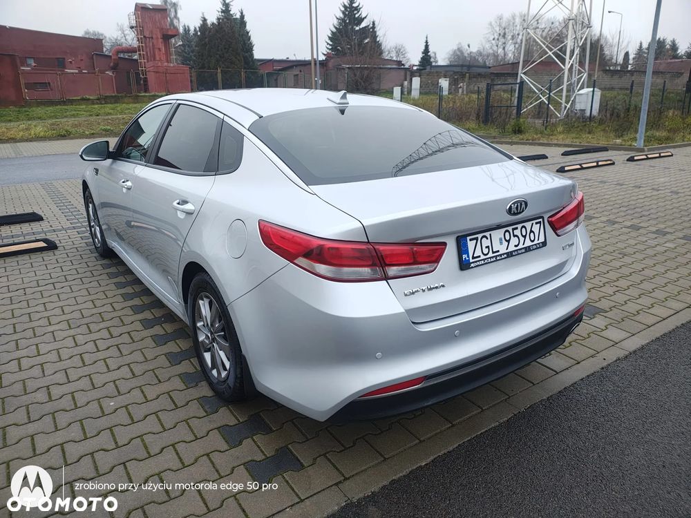 Kia Optima 1.7 CRDI L DCT - 6