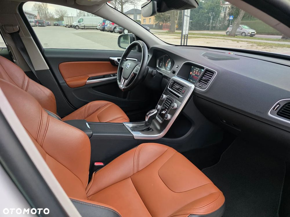 Volvo S60 2.5 T5 AWD - 9