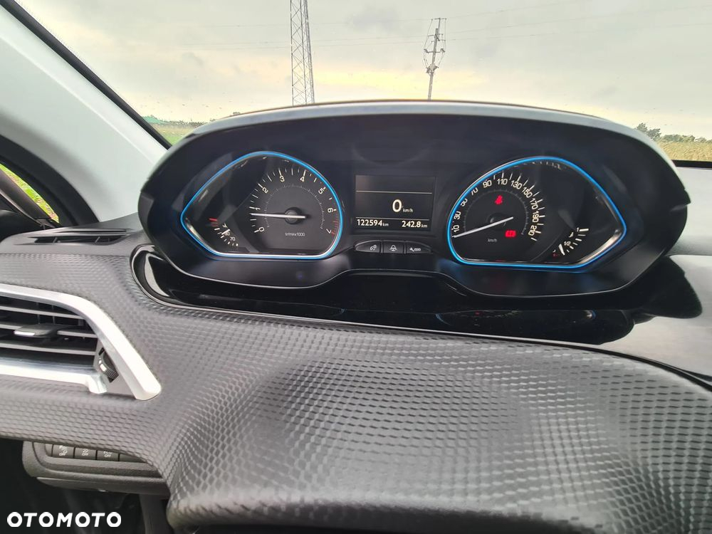 Peugeot 2008 PureTech 110 Stop&Start Allure - 15