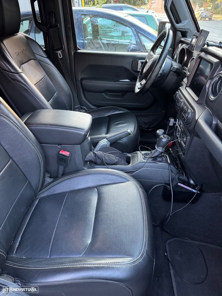 Jeep Wrangler Unlimited 2.2 CRD Sahara AT - 12