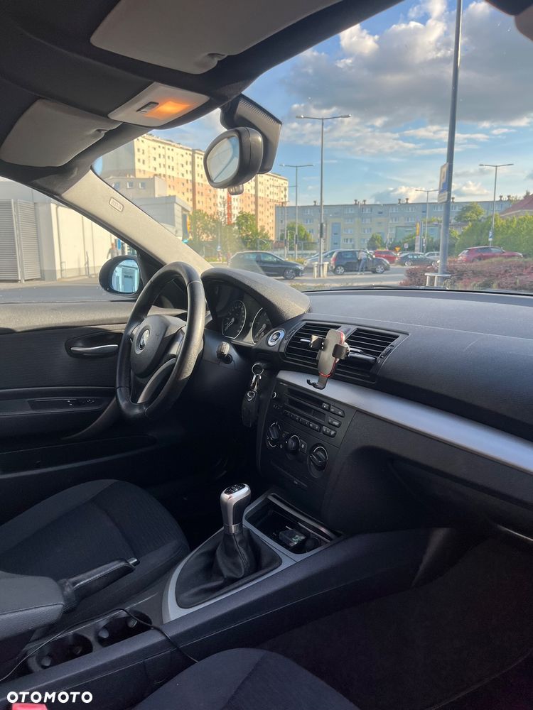 BMW Seria 1 118d - 8