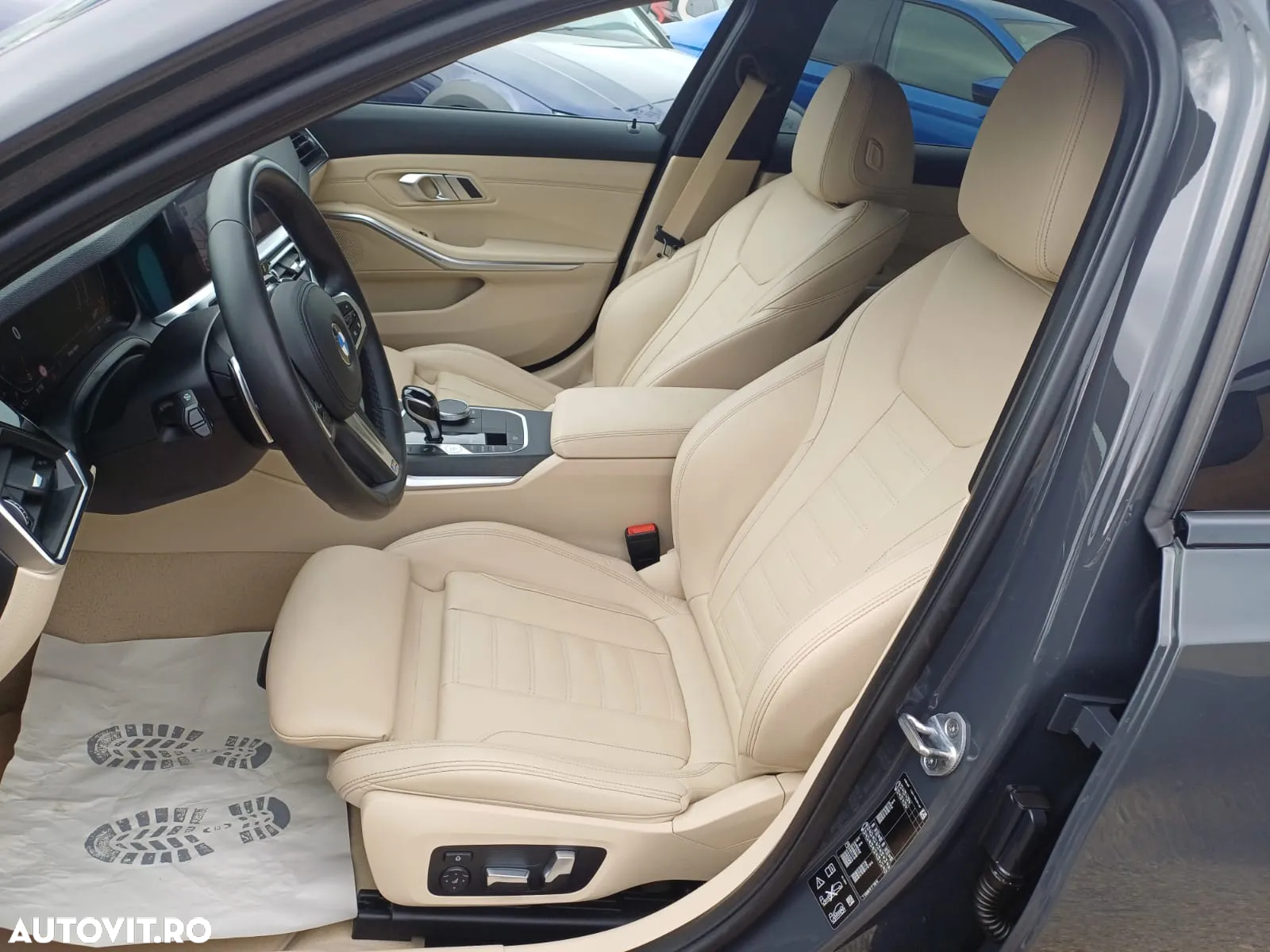 BMW Seria 3 320i xDrive AT - 9