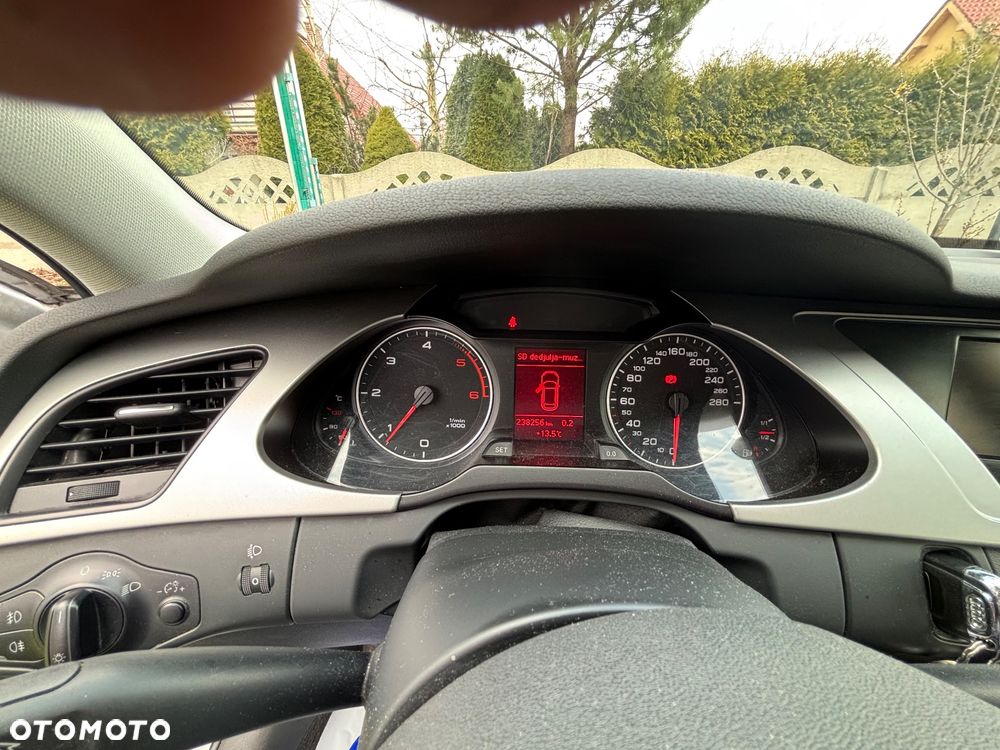 Audi A4 Avant 2.0 TDI DPF - 6