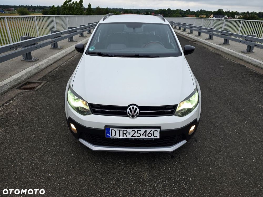 Volkswagen Polo 1.2 TSI Cross Urban White - 9