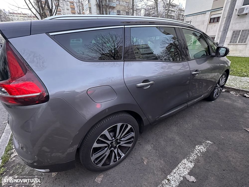 Renault Grand Scénic dCi 110 EDC Paris - 5