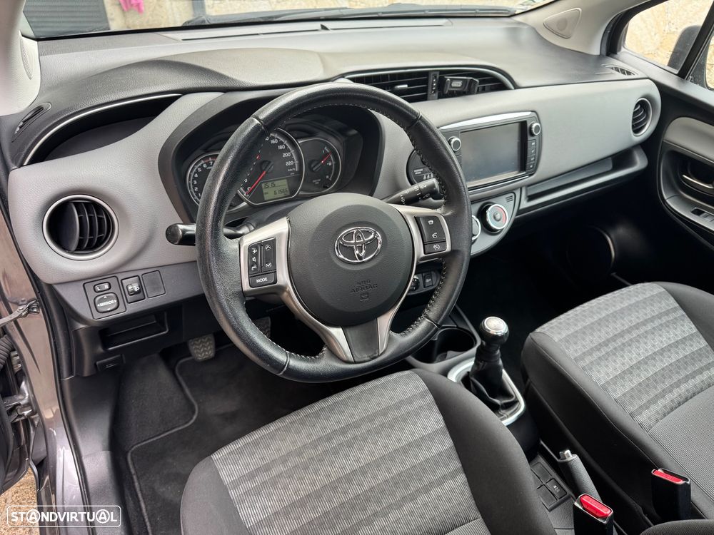 Toyota Yaris 1.0 VVT-i Comfort+P.Style - 7