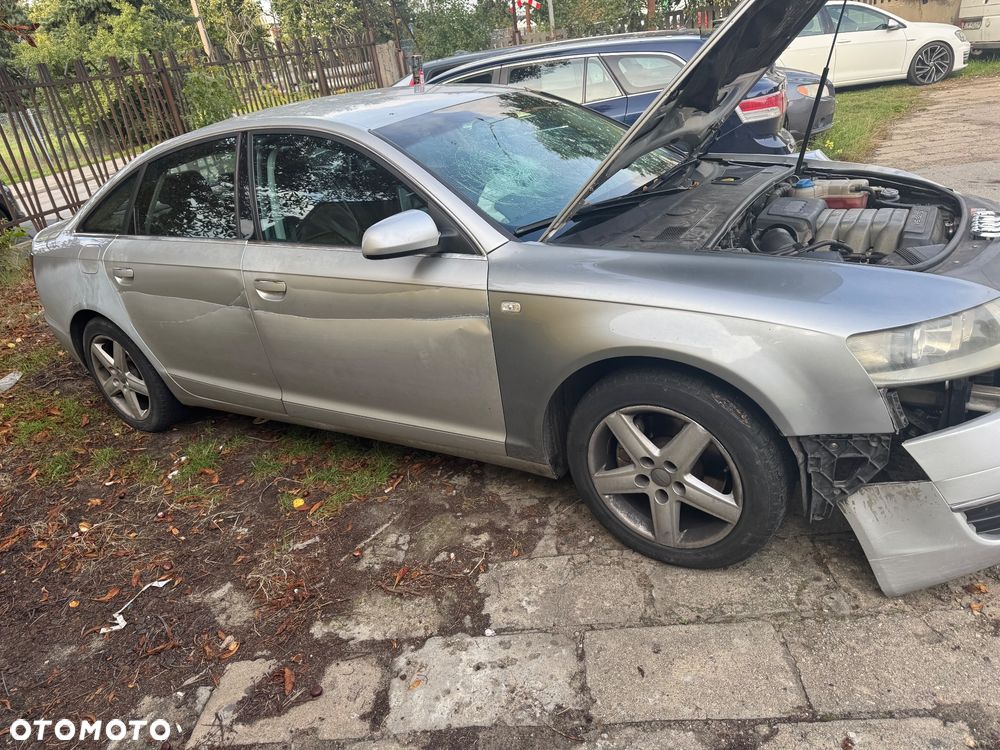 Audi A6 - 6