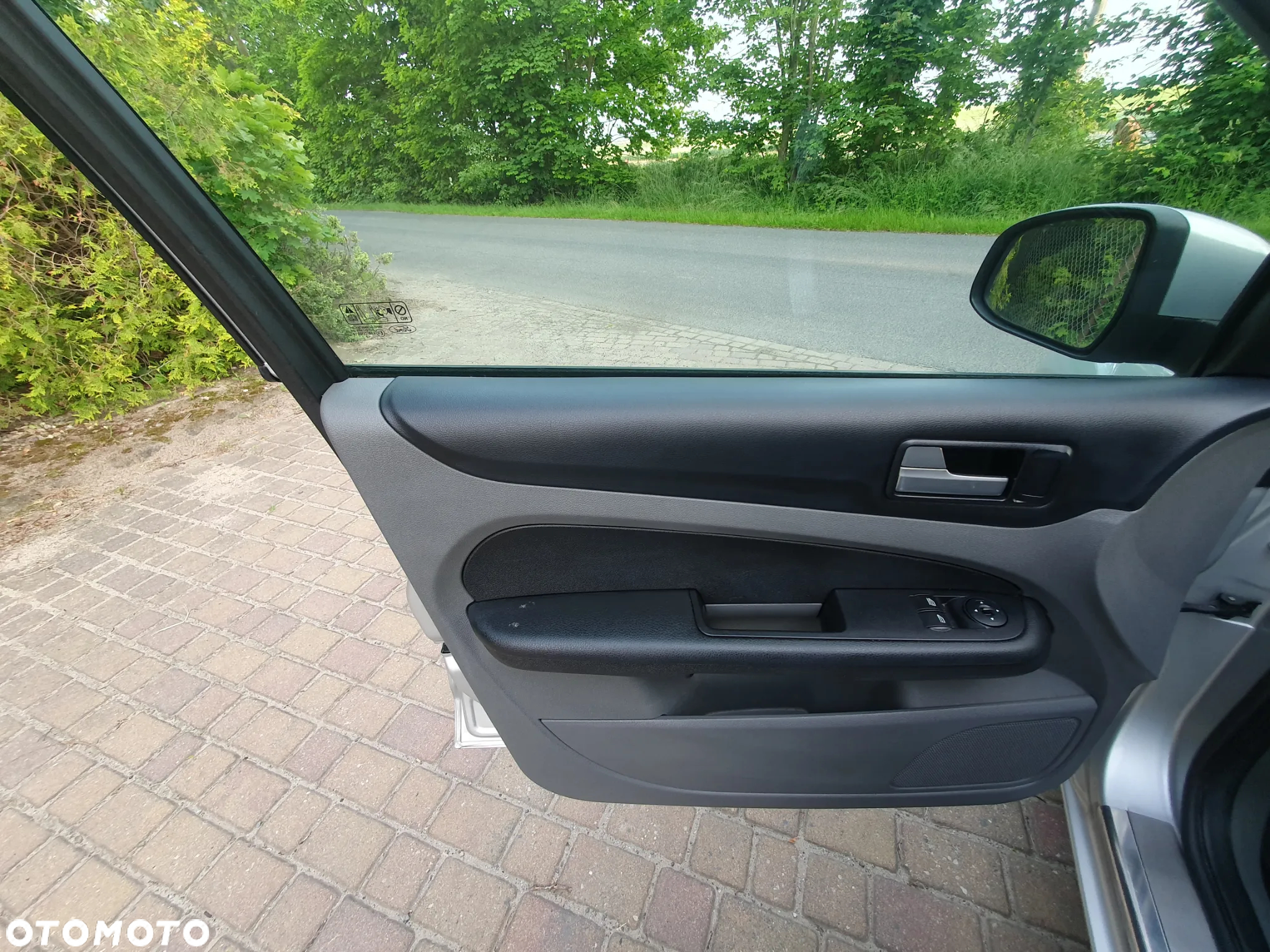 Ford Focus 1.6 16V Titanium - 14