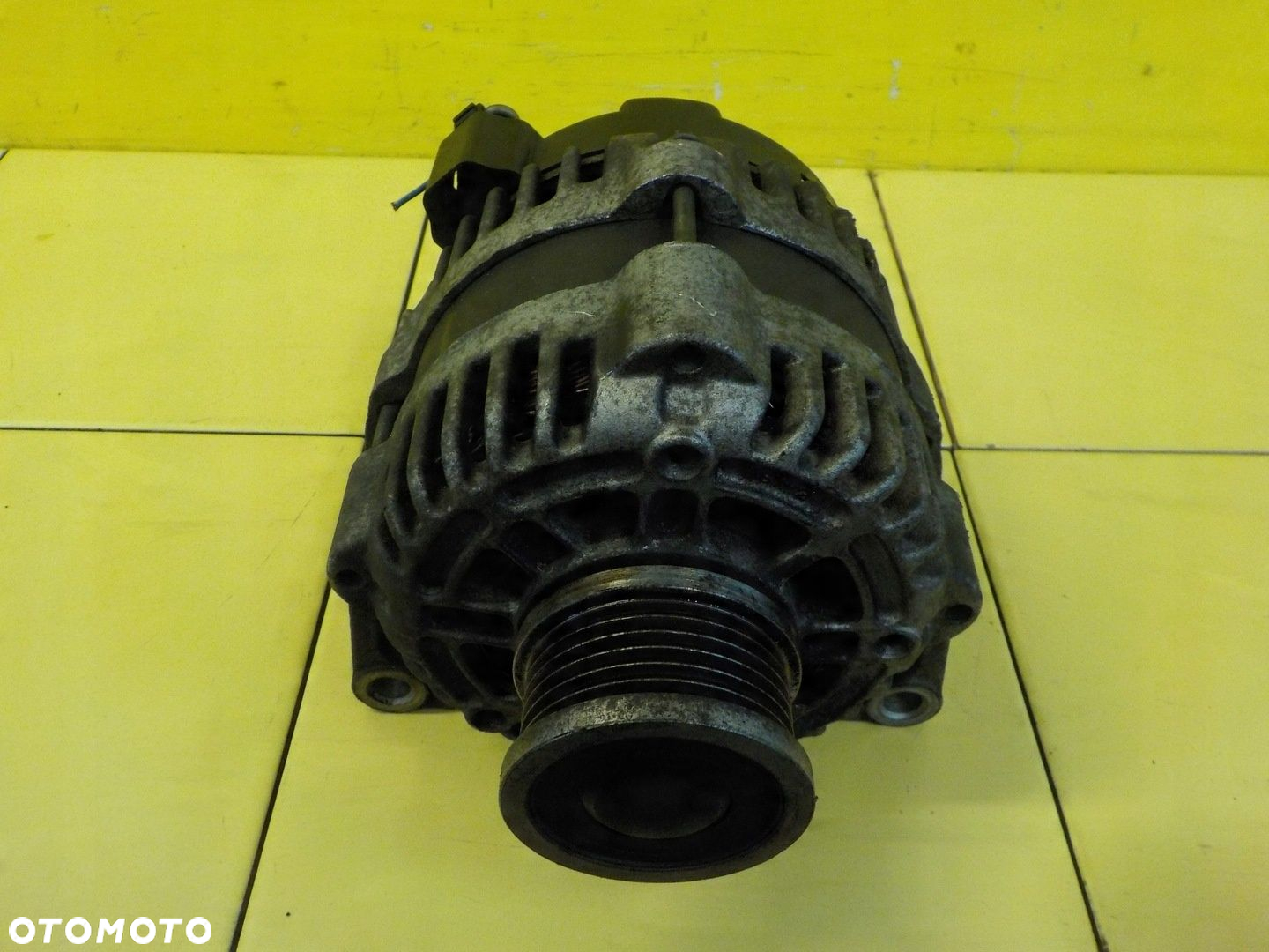 OPEL ASTRA J H INSIGNIA 1.6 T 12r 179KM A16LET alternator 13500577 - 2