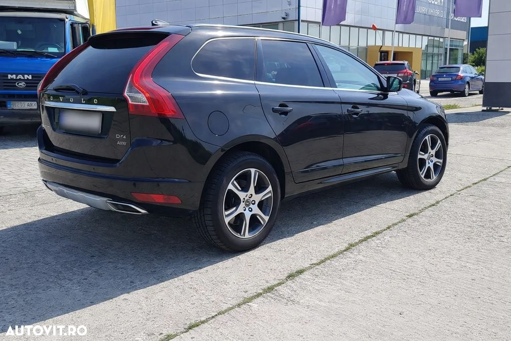 Volvo XC 60 D4AWD Kinetic - 2